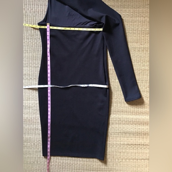 ALIEVA DASHA MODERN ASYMMETRICAL ONE SLEEVE MIDI DRESS IN BLACK Size XXL - Picture 12 of 12